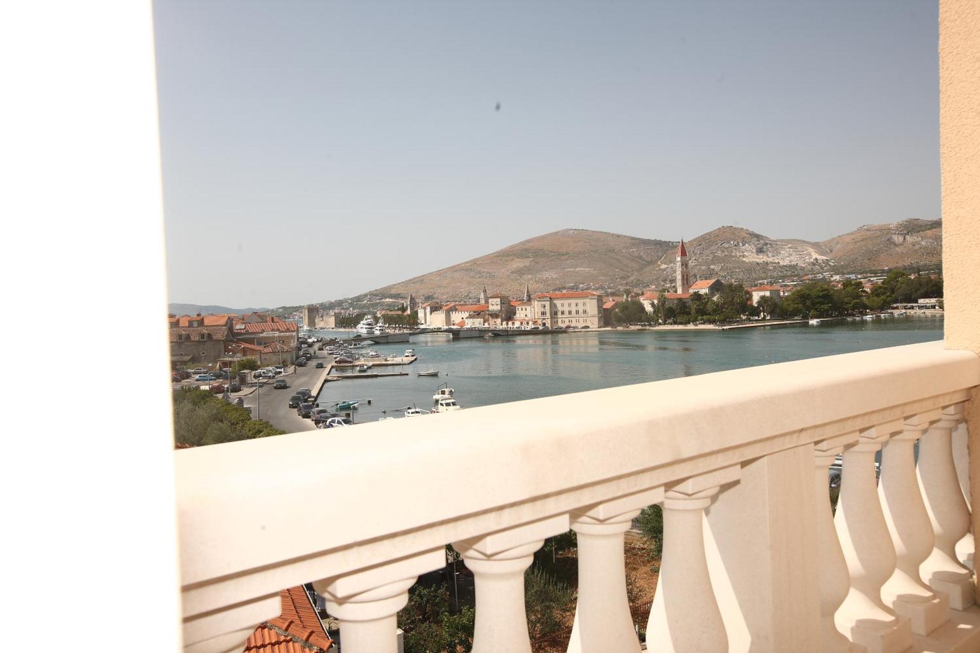 Hotel Trogir Palace Eksteriør billede